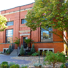 Wolfs gallery exterior